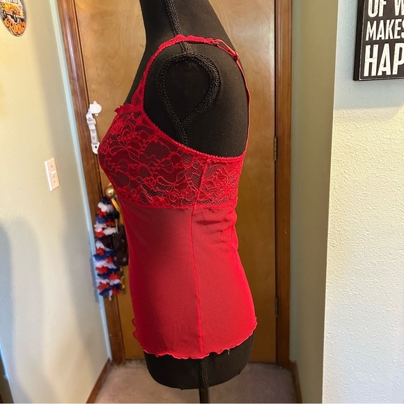 Jezebel Y2K red lace and fishnet sheer camisole size M floral - Picture 4 of 9